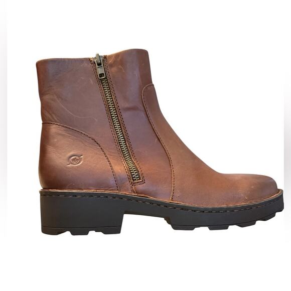 NWOT Born Tricia Zip Ankle Brown Boots – Sz 9.5M - Picture 1 of 6